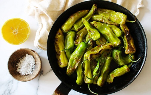 air-fryer-shishito-peppers-ingredients