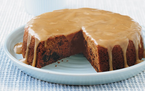 serve-caramel-sauce-over-coffee-cake